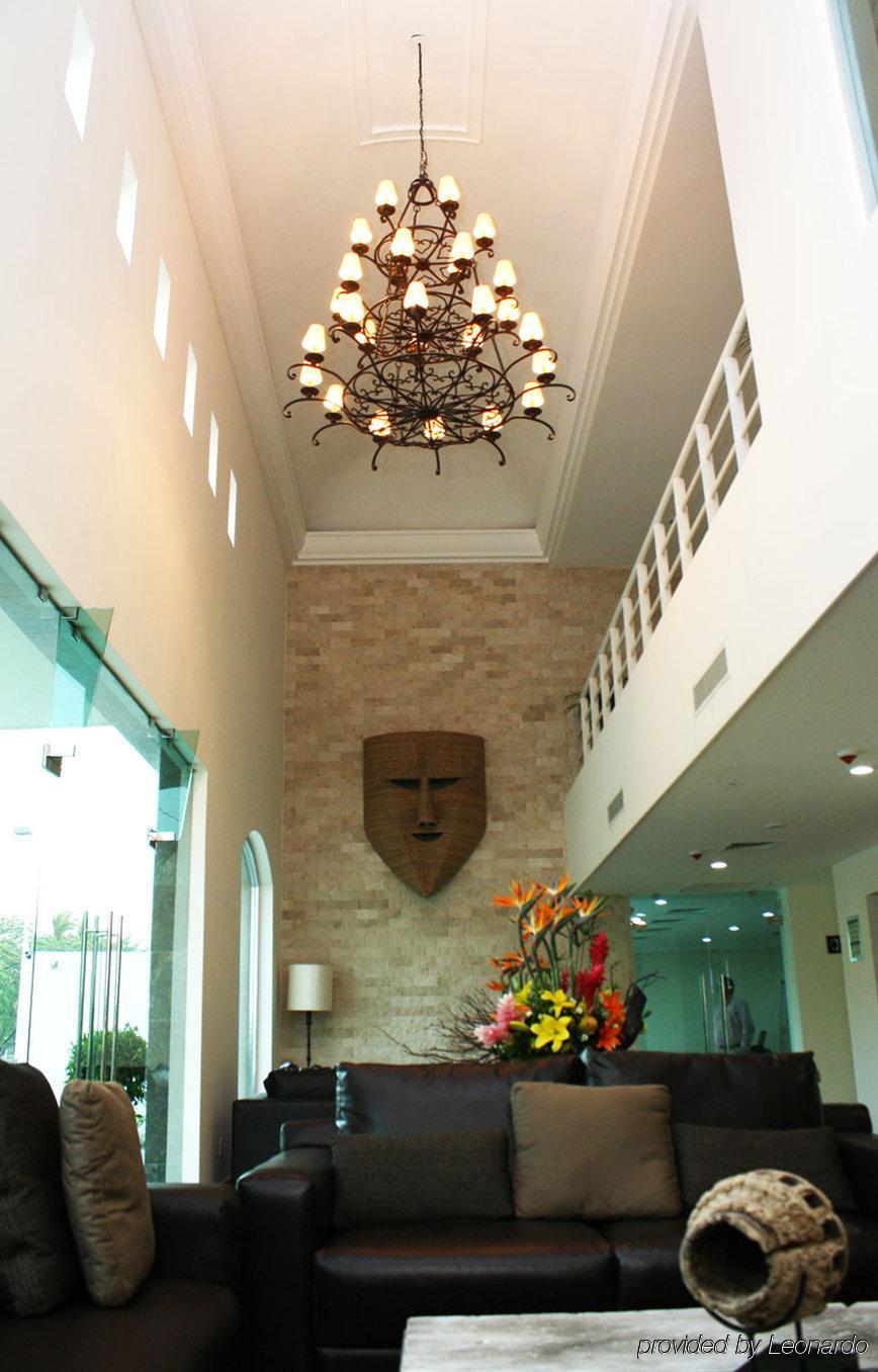 Hotel La Venta Inn Villahermosa Interior photo